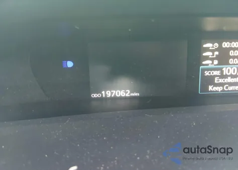 2016 Toyota Prius Four z USA, uszkodzony, nr VIN JTDKARFU4G3524698